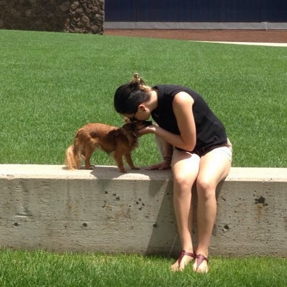 Meet your Posher, Malia